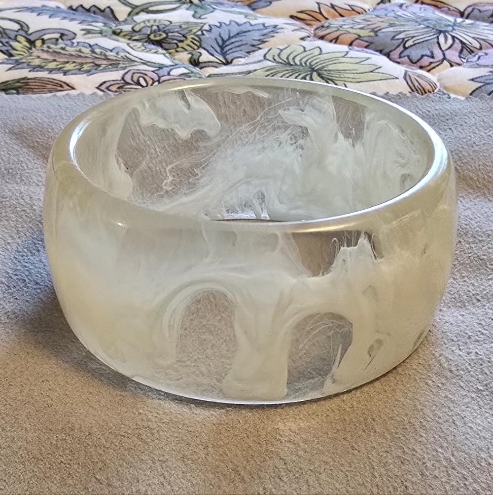 Chunky Thick Lucite Bangle Bracelet View 3